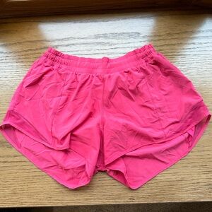 Lululemon Hotty Hot Low-Rise 4”